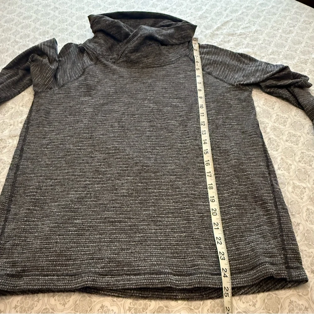 Lululemon Healthy Heart Pullover Coco Pique Black Size 6